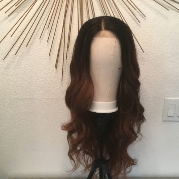 Ombré Swiss lace front wig 26 inches loose curls - Picture 11 of 16